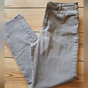 Gloria Vanderbilt Jeans Size 12 Gray